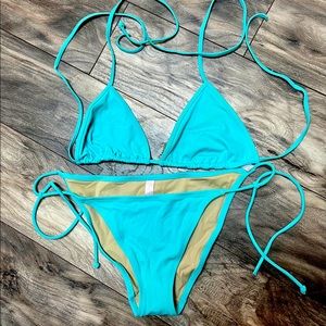 Victoria’s Secret bikini